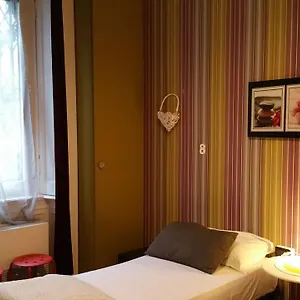  Hostel Lumiere Italy