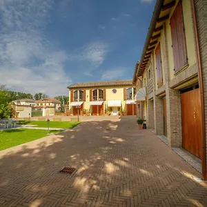 Aparthotel La Corte Del Mulino, Fontanellato